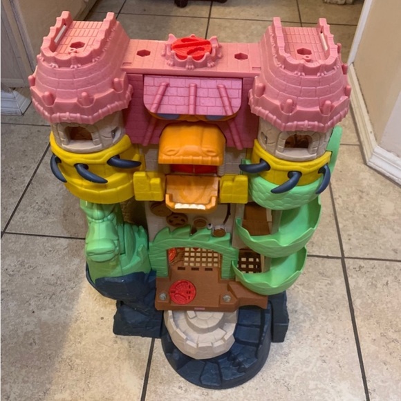 Fisher Price Imaginext Dragon World Castle Fortress 24” Playset 2008 Mattel - Picture 3 of 12